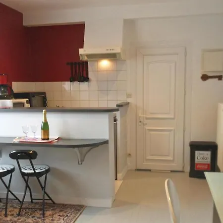 Cozy In Vilde-la-marine With Kitchen Vildé la Marine